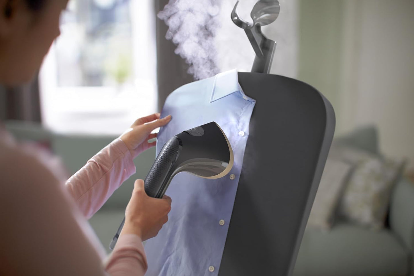 Philips Standing Garment Steamer STE3170/80 – 2000 watts power, MyEssence, Unique tilting style board, 3 steam settings, up to 40 g/min steam output