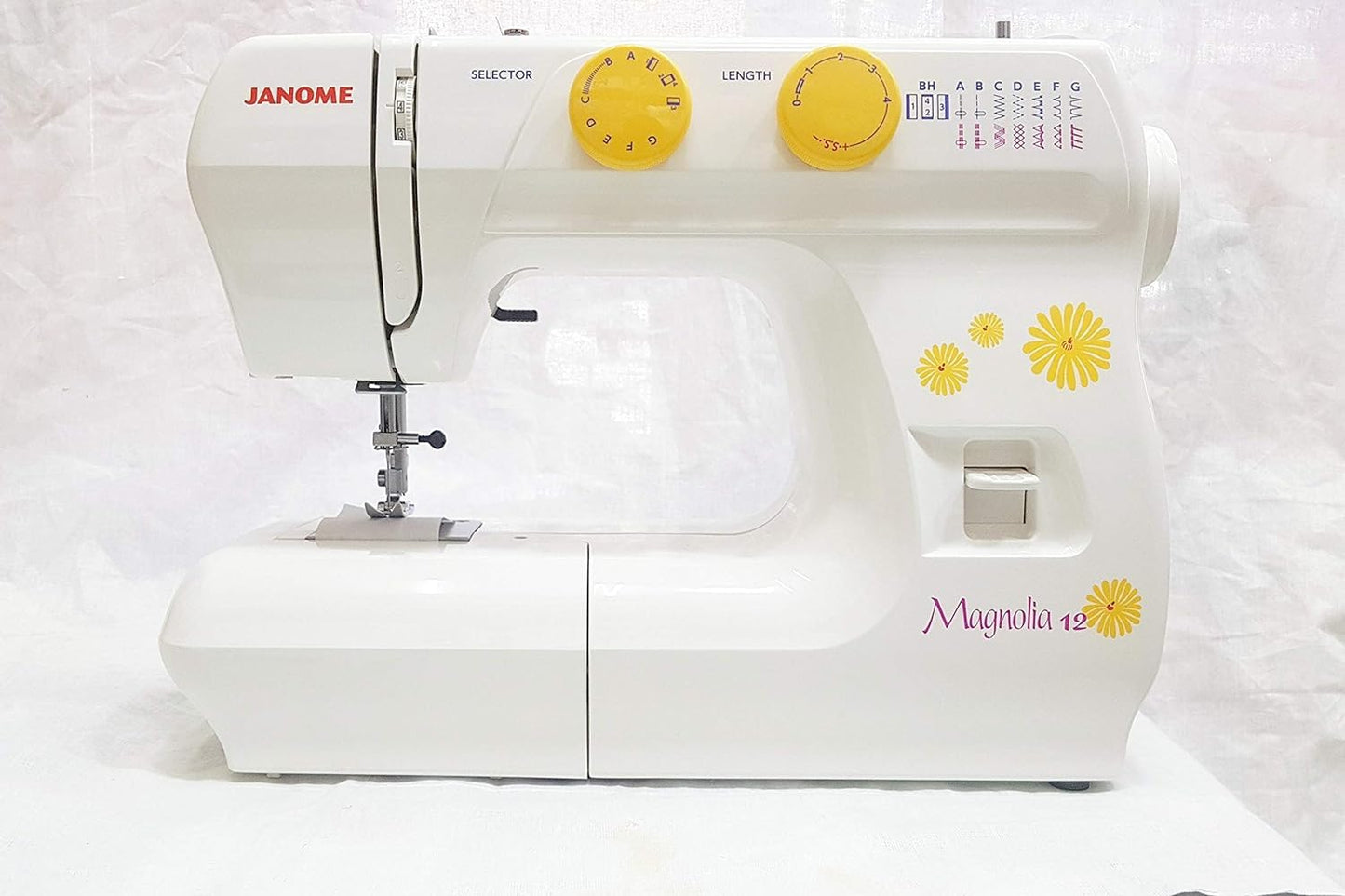 Janome Sewing Machine Magnolia 12