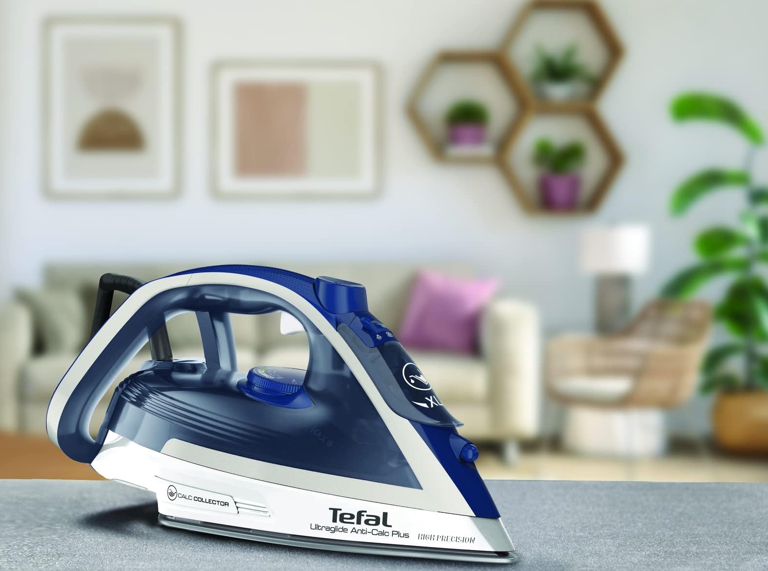 Tefal Ultraglide Anti-Calc Plus Steam Iron, 270 ml, 2800 Watts, Blue/Silver, Plastic/Durilium Airglide, FV5820G0
