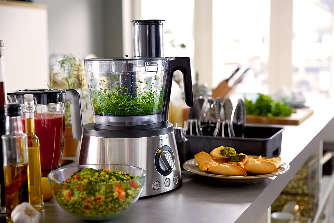PHILIPS Avance Collection Multi- function Food Processor HR7778/01, 1300W, Compact 4in1 setup, 3.4L bowl with Stainless Steel Disc, 2.2L Blender