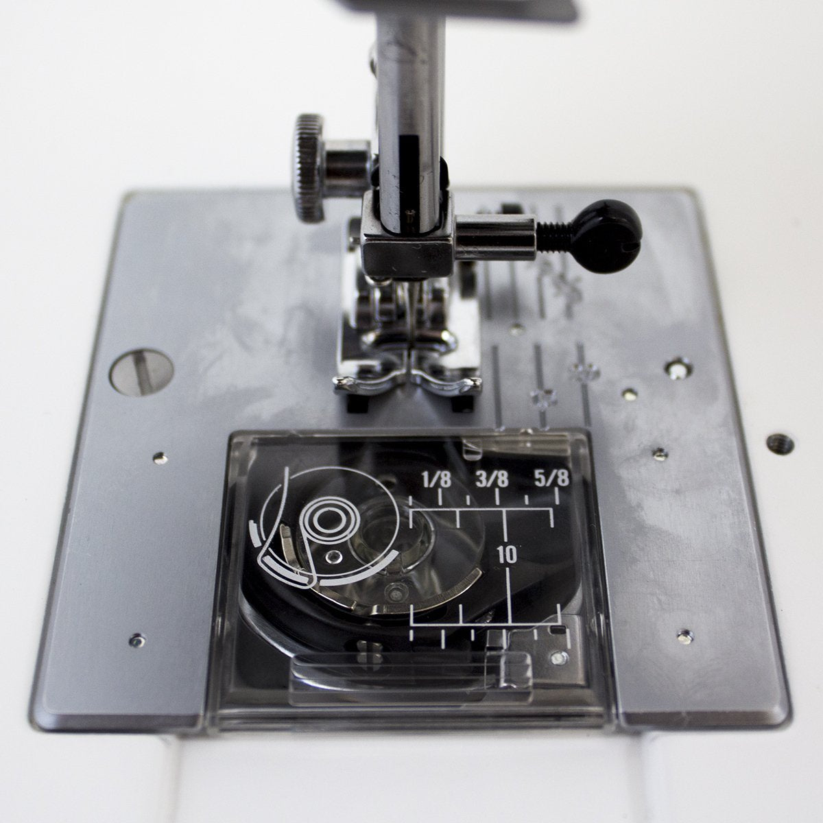 Janome 712T Treadle Sewing Machine