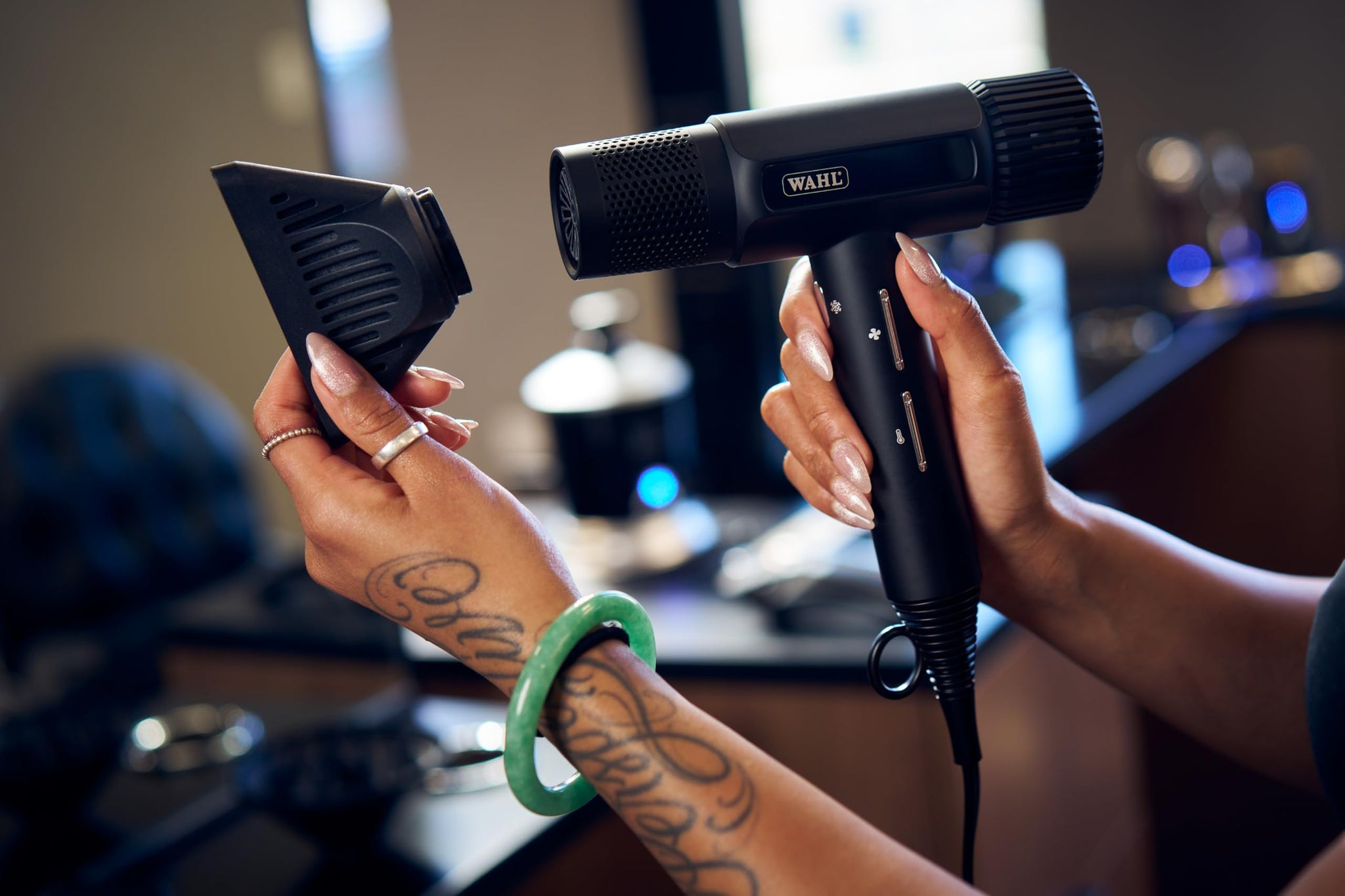 Wahl Vanquish - Professioneller Haartrockner - Schnell trocknend - Föhn mit magnetischen Noozles & Diffusoraufsätzen