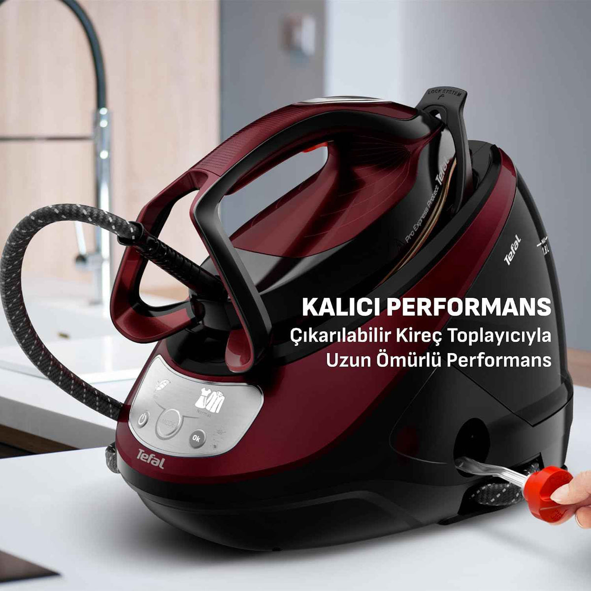 Tefal GV9230 Pro Express Protect Steam generator Red/Black