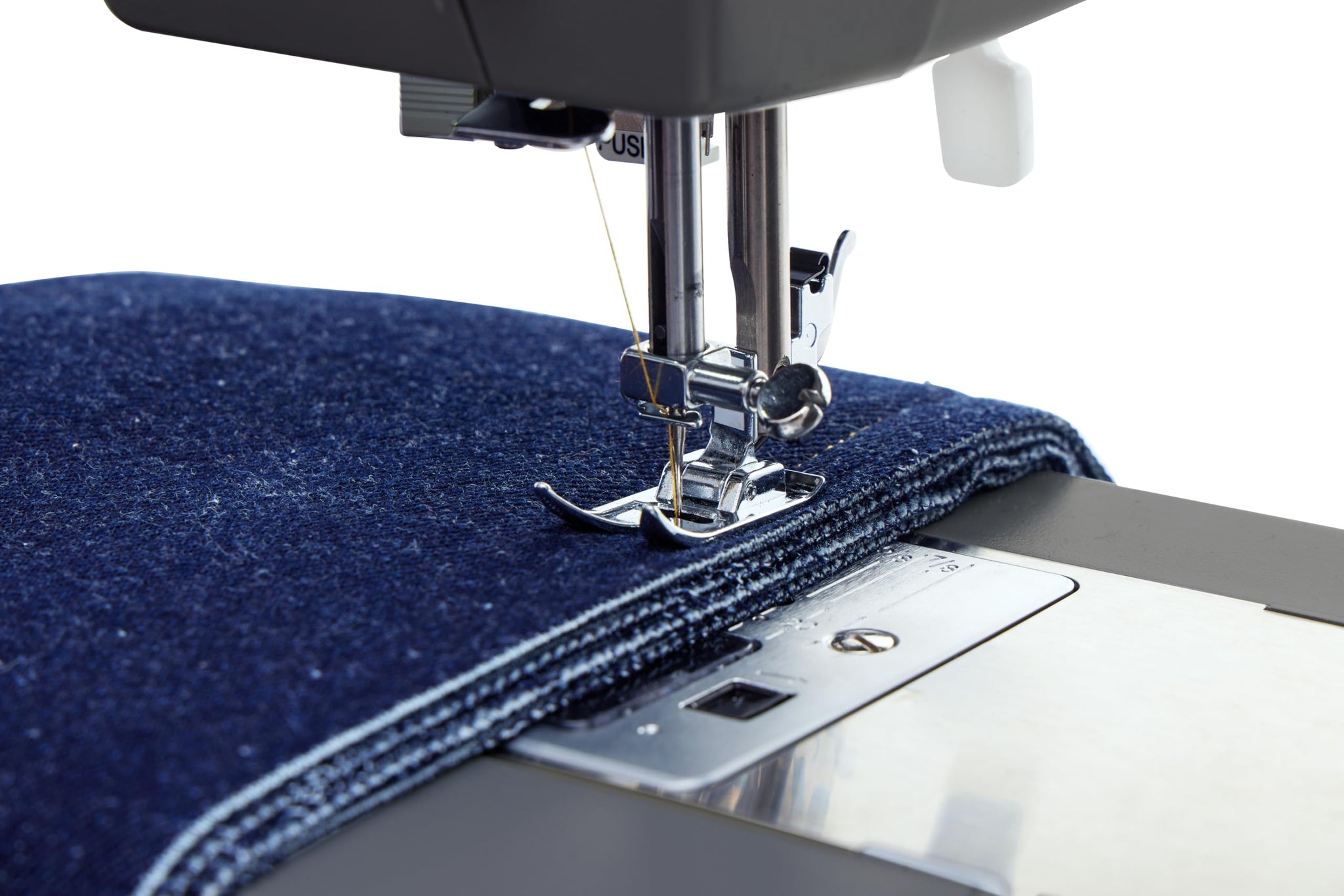 Singer 4411 Heavy Duty Sewing Machine, 11 Built-In Stitches, High Performance Motor, Stitch 1100/min, 69 Stitch Applications, Adjustable Stitch Length and Width, Reverse, LED, and Free Arm