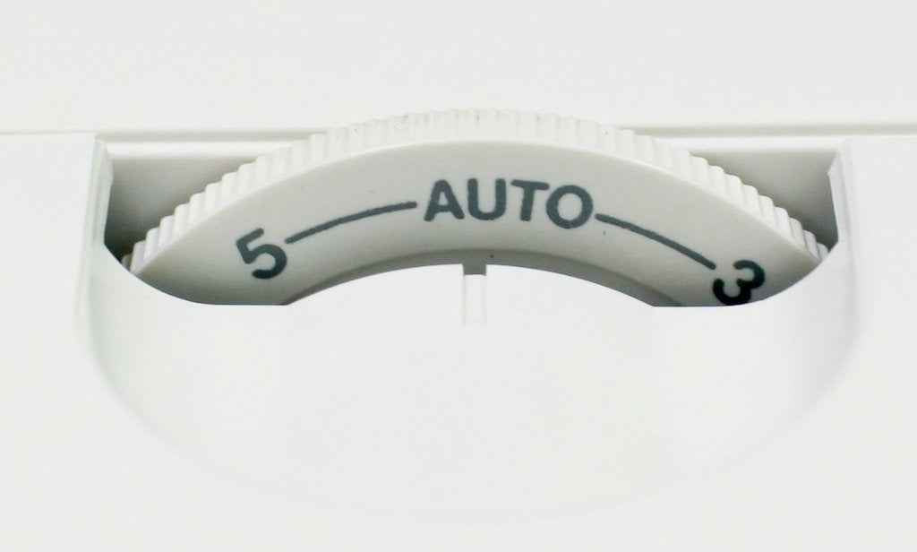 Janome 712T Treadle Sewing Machine