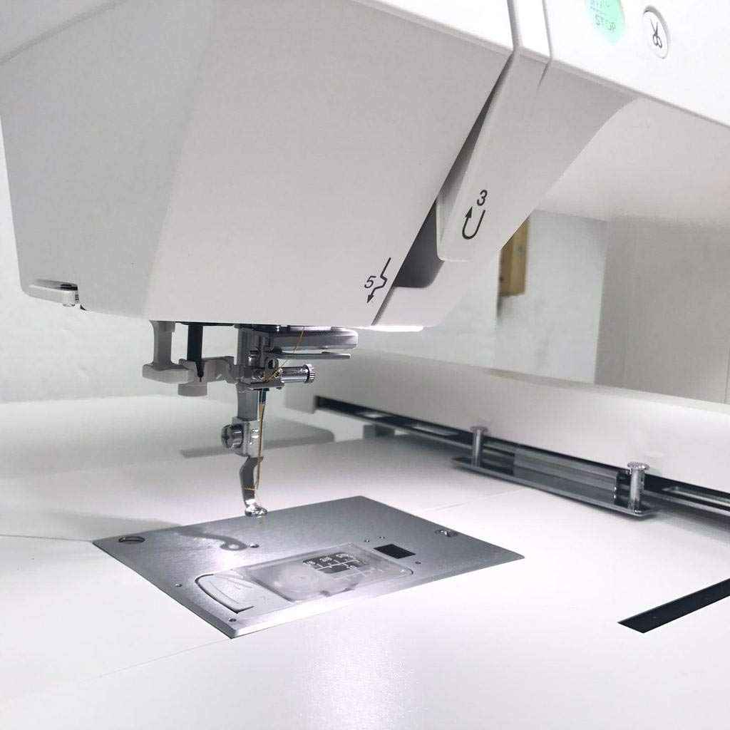 Janome MC450E embroidery sewing machine