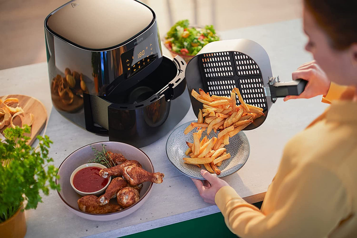 Philips Essential Air Fryer XL 1.2KG, 6.2L Capacity, Digital Screen,Black - HD9270/90 - International Warranty - City Park